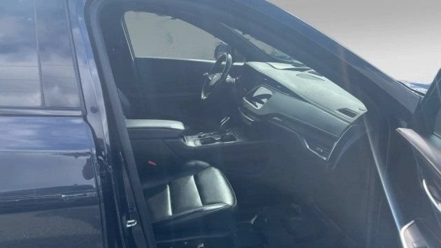 Used 2023 Cadillac XT4 Sport AWD/4WD image 15