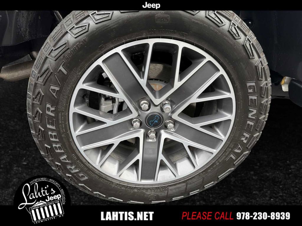 Used 2024 Jeep Wrangler High Altitude image 23