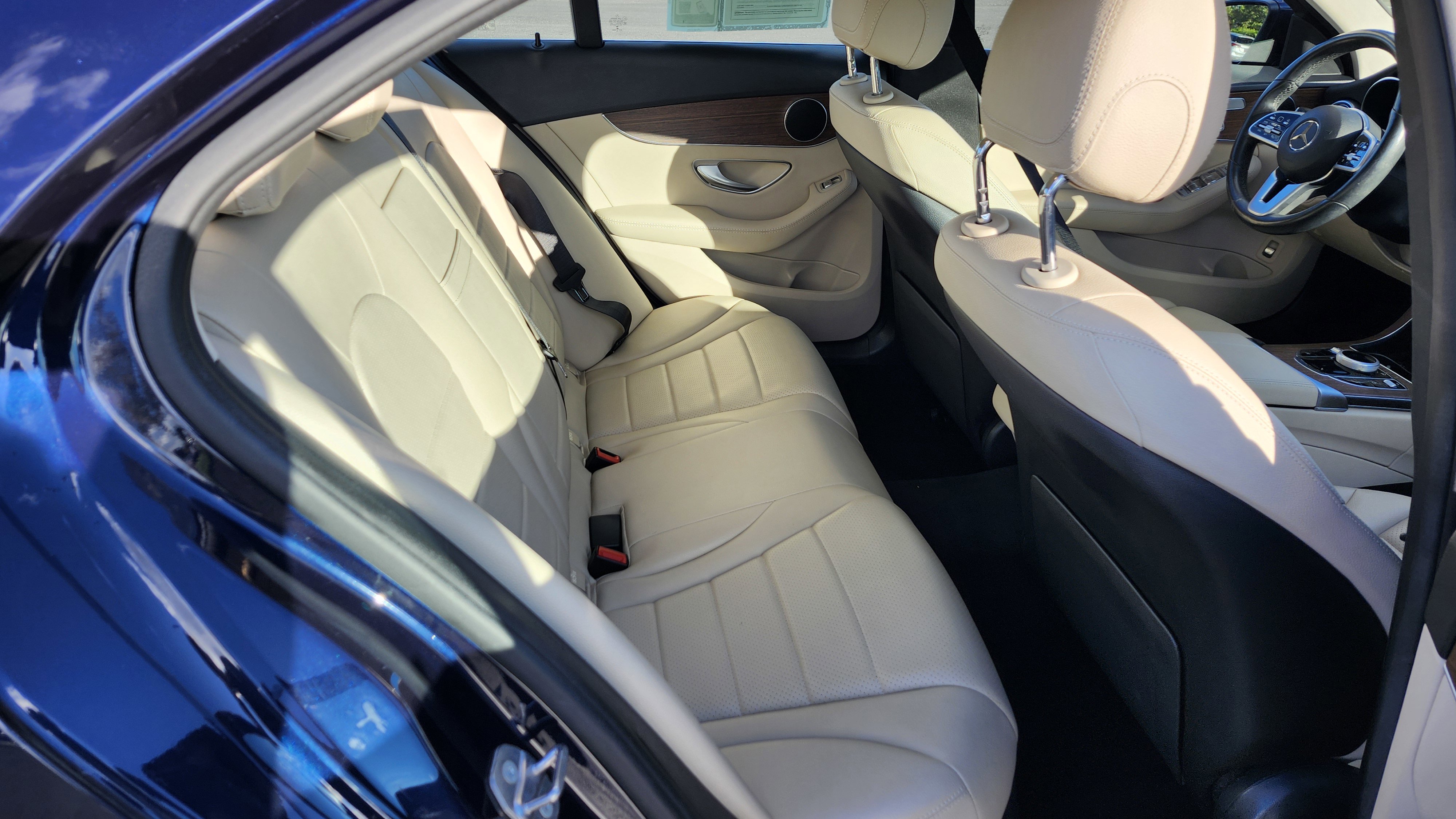 Used 2019 Mercedes-Benz C 300 4MATIC Sedan image 12