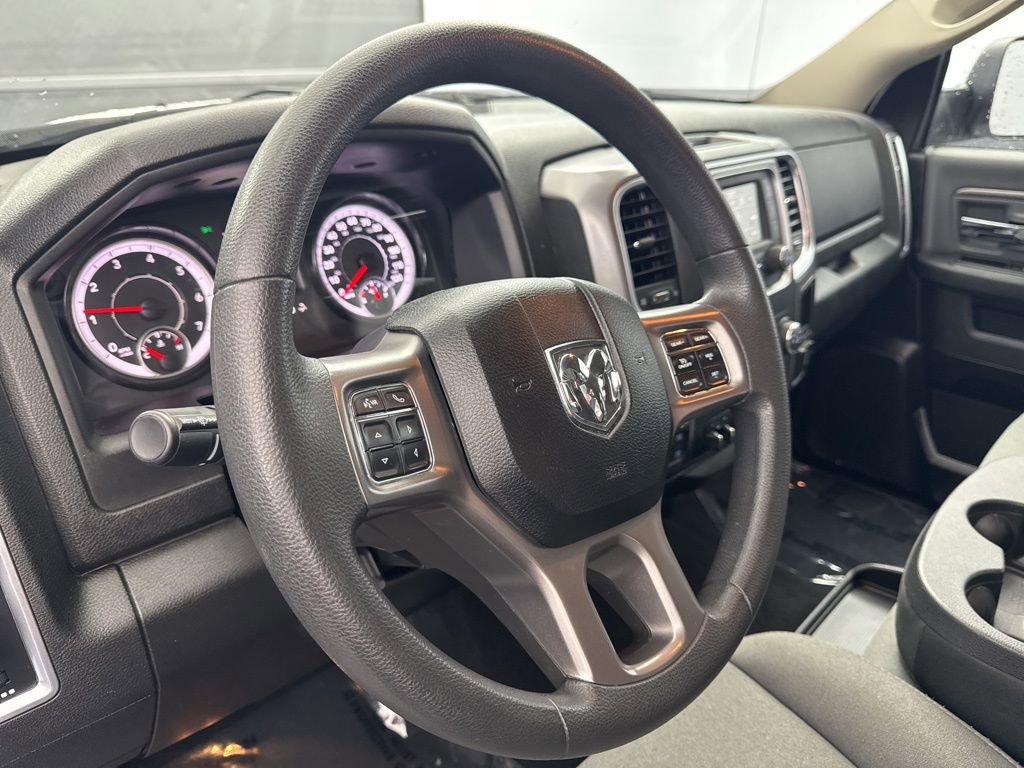 Used 2023 RAM 1500 Classic SLT image 9