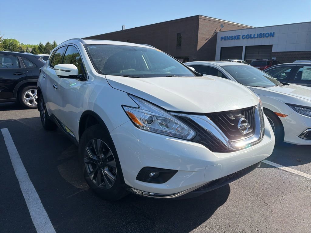 Used 2017 Nissan Murano SL w/ SL Technology Package AWD/4WD image 4