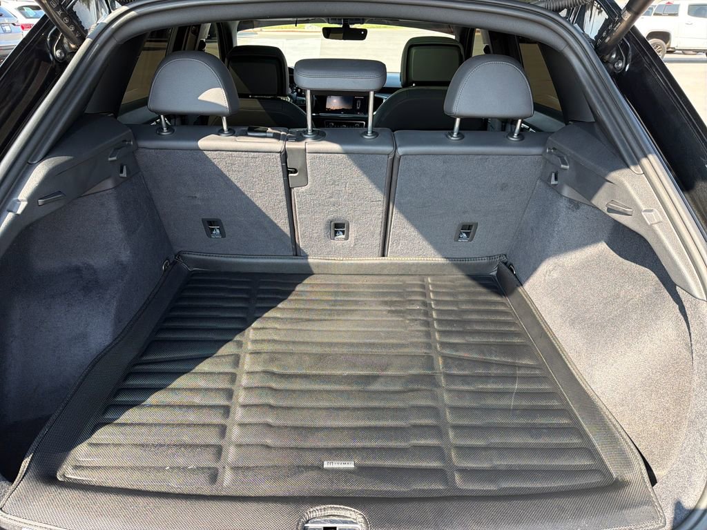 Used 2024 Audi Q3 2.0T Premium image 27