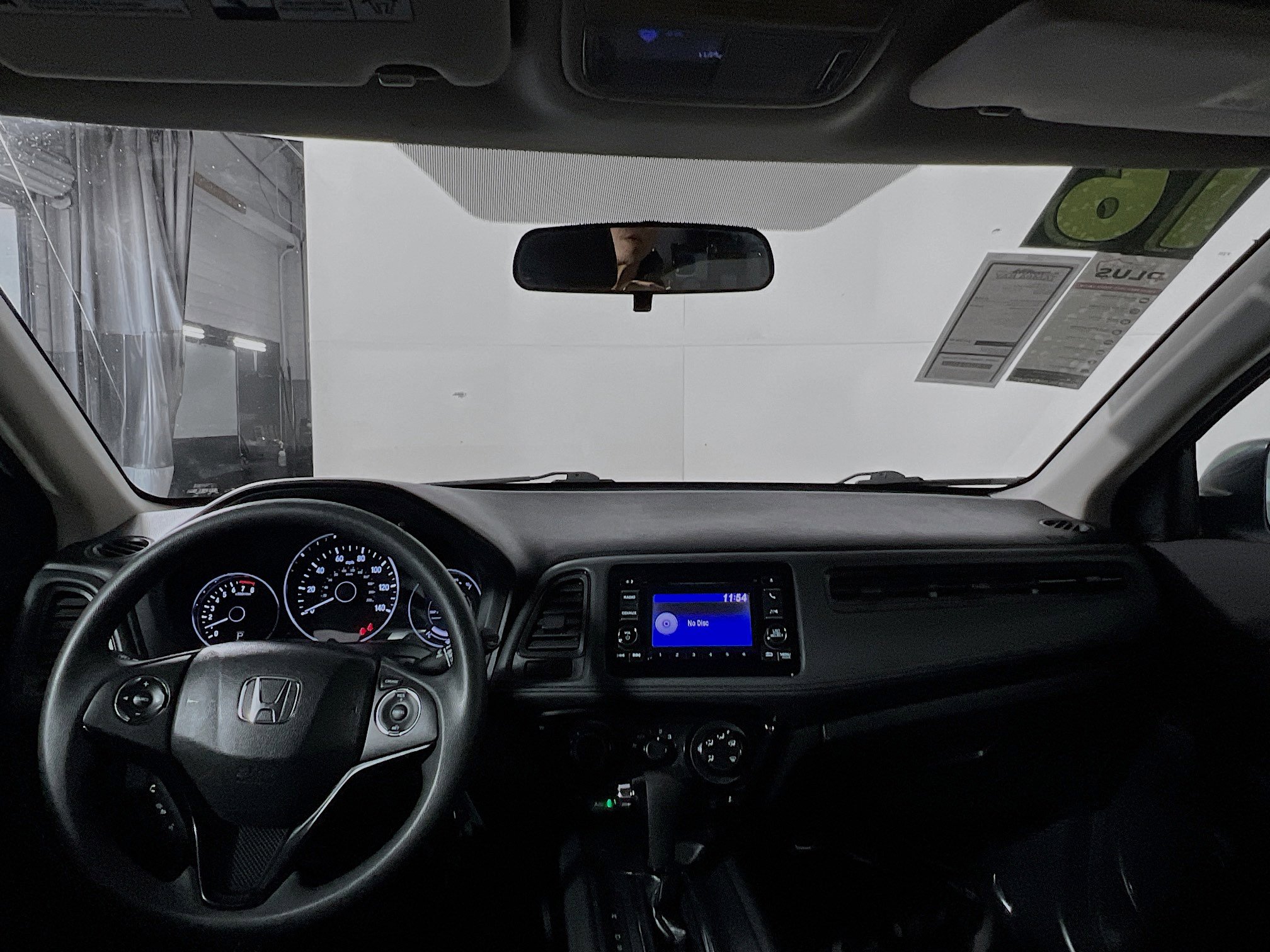 Used 2016 Honda HR-V LX image 29