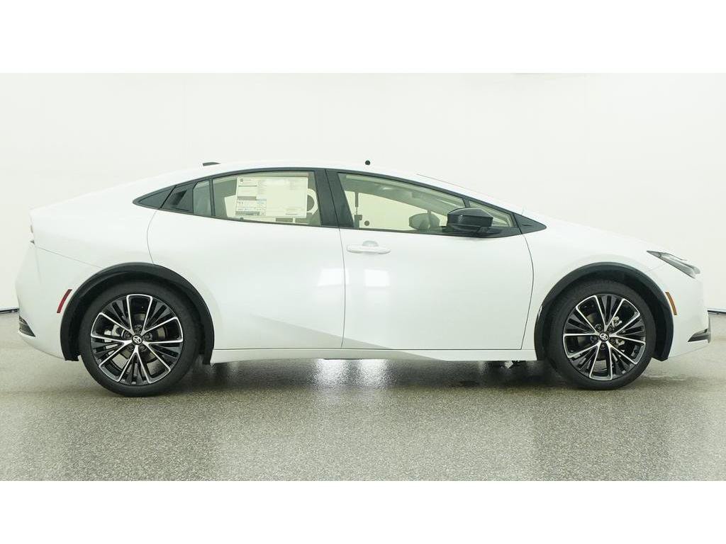 New 2027 Toyota Prius XLE FWD image 27