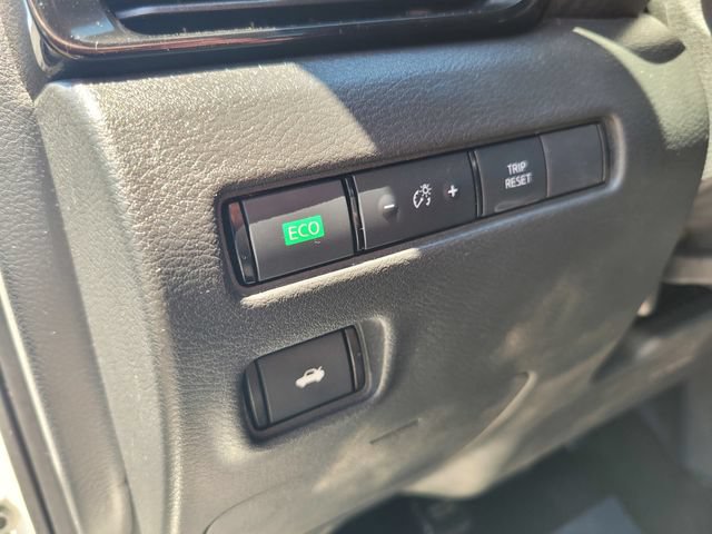 Certified 2024 Nissan Sentra SV FWD image 19