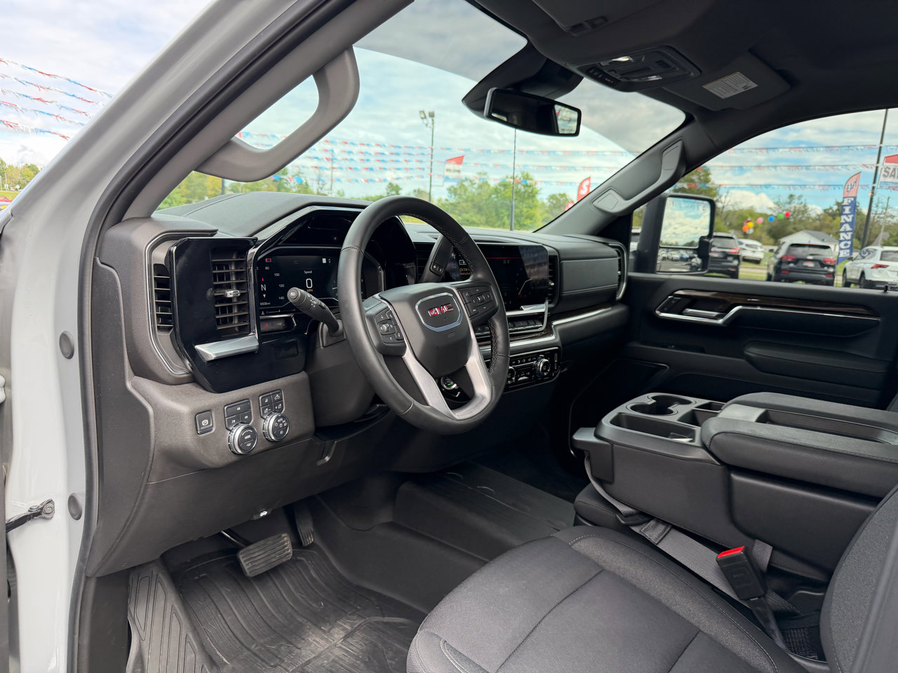 Used 2024 GMC Sierra 2500 SLE w/ SLE Value Package; image 15