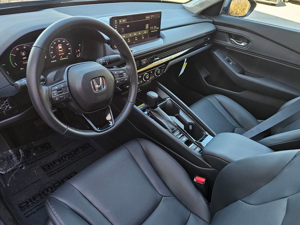 Used 2025 Honda Accord EX-L image 9