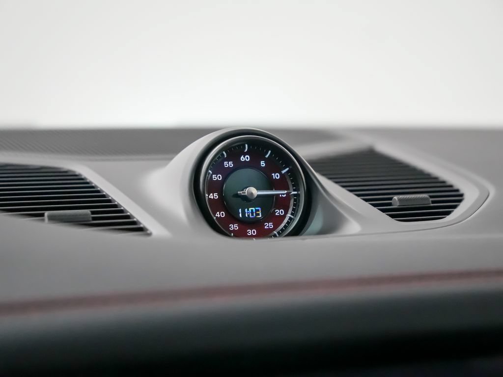 New 2026 Porsche Cayenne GTS AWD/4WD image 27