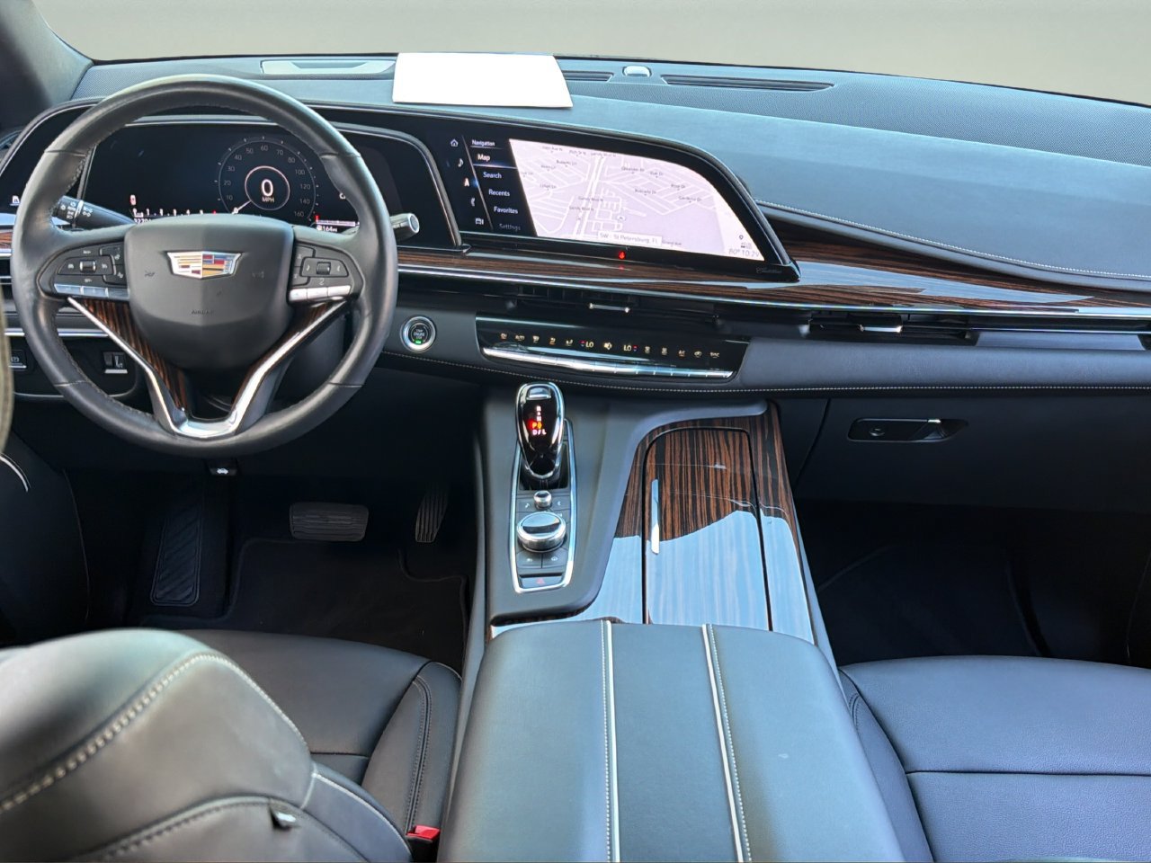Used 2023 Cadillac Escalade Luxury RWD image 14