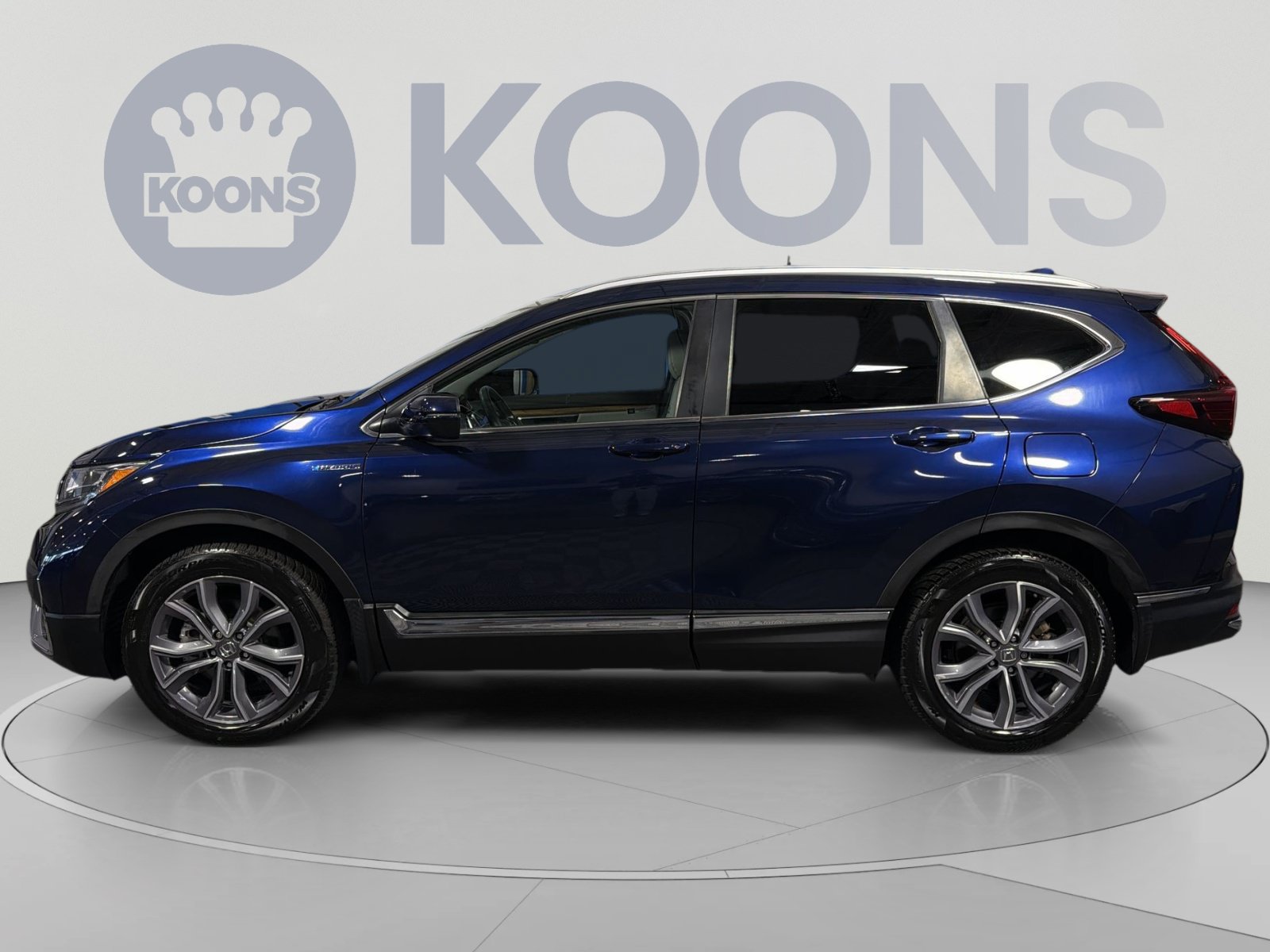 Used 2022 Honda CR-V Touring image 2