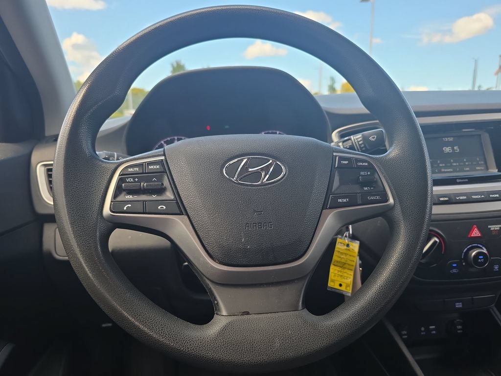 Used 2021 Hyundai Accent SE FWD image 19