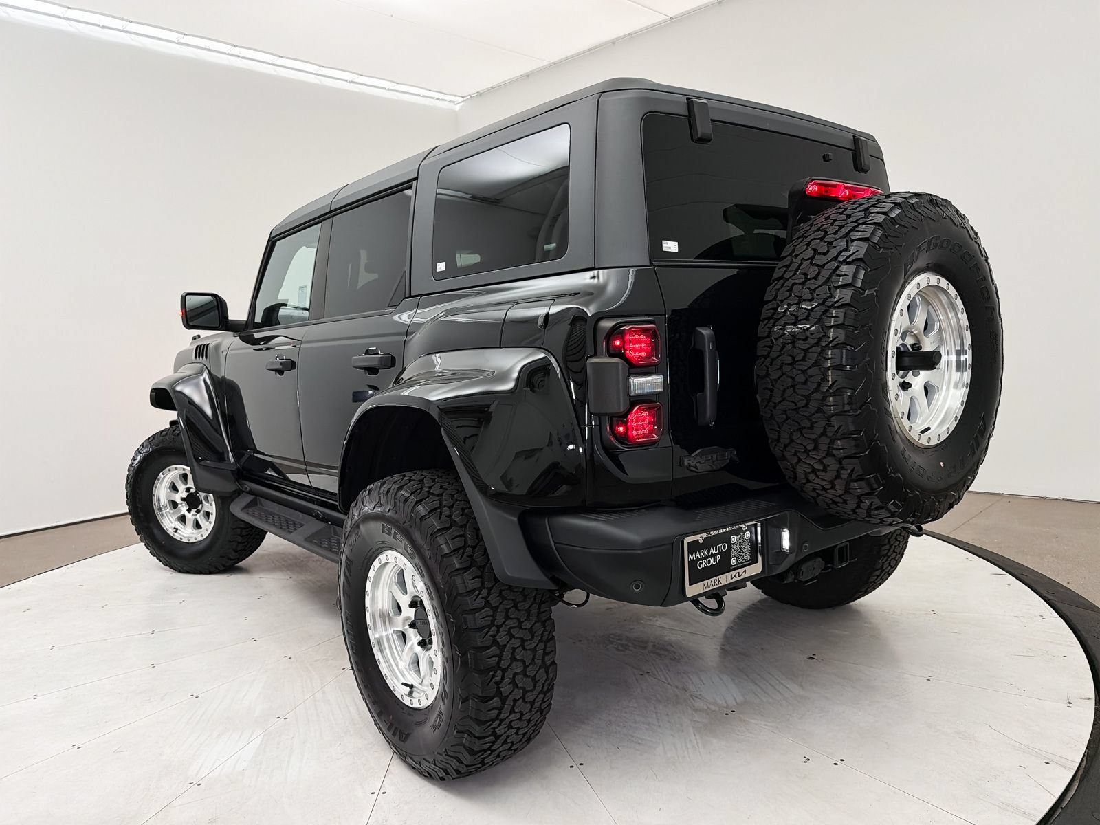 Used 2024 Ford Bronco Raptor AWD/4WD image 28