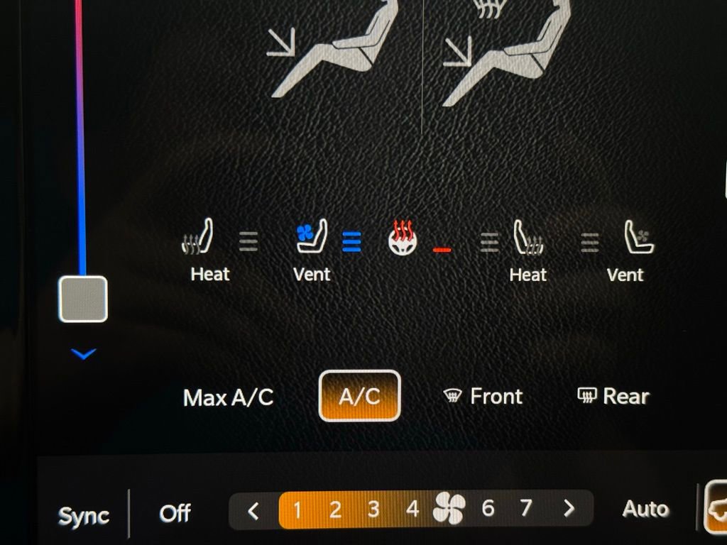 Used 2022 RAM 3500 Limited image 5