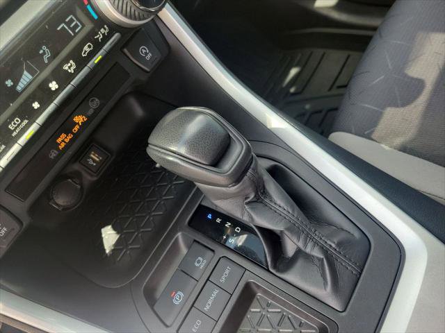 Certified 2024 Toyota RAV4 XLE w/ Convenience Package image 32