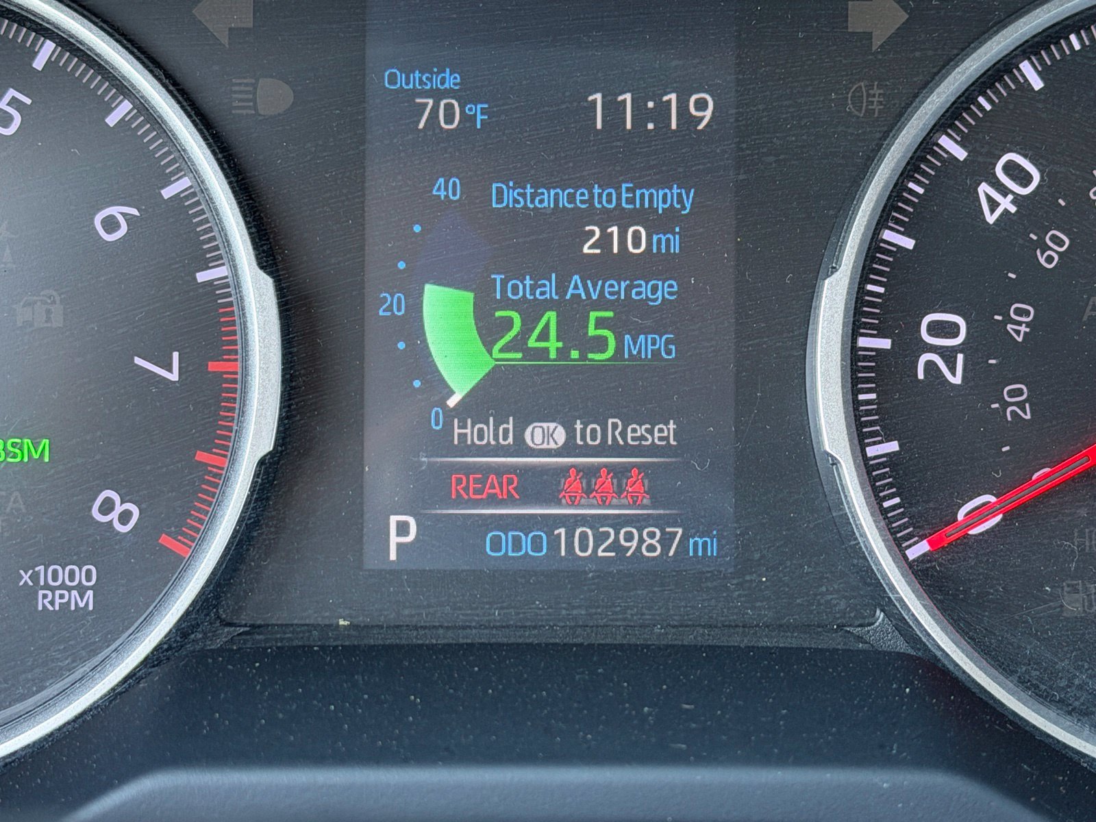 Used 2020 Toyota RAV4 XLE Premium FWD image 19