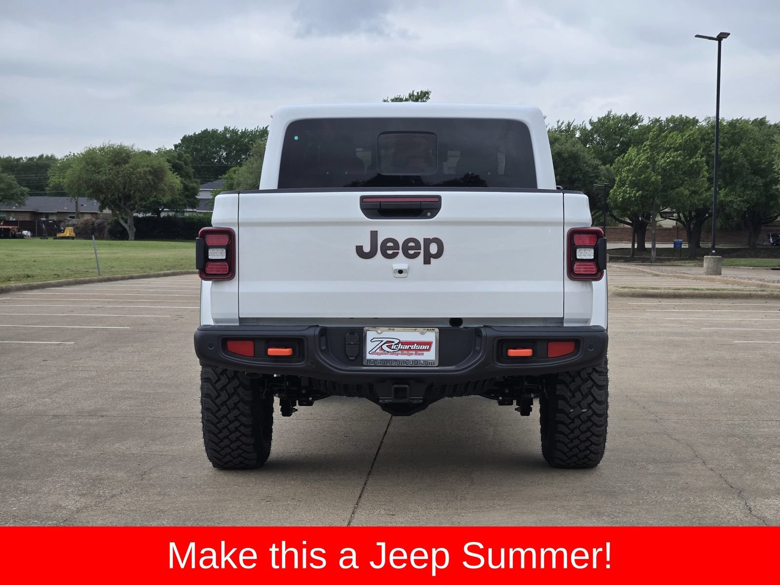 New 2026 Jeep Gladiator Mojave AWD/4WD image 5