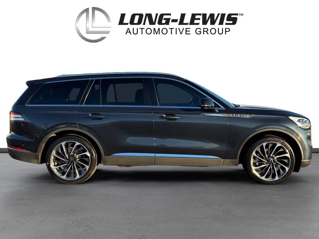 Used 2021 Lincoln Aviator Reserve w/ Equipment Group 202A image 8