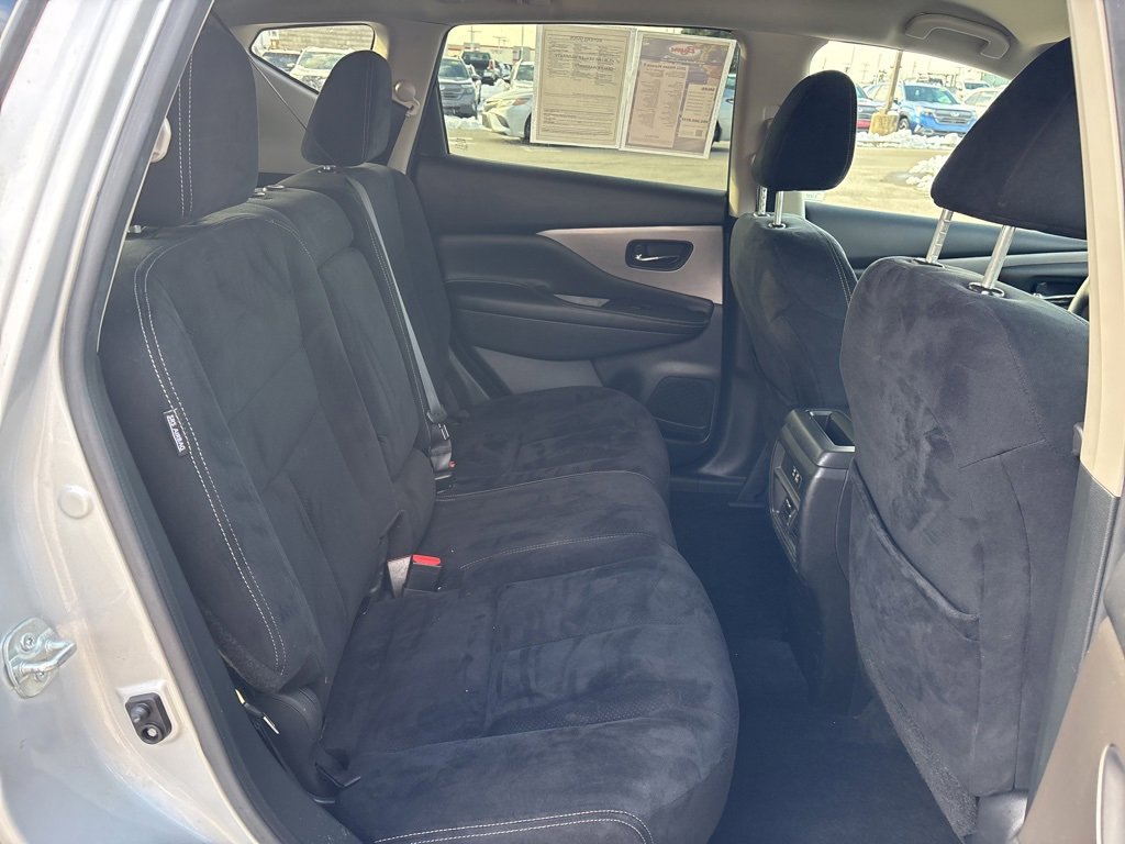 Used 2021 Nissan Murano S image 11