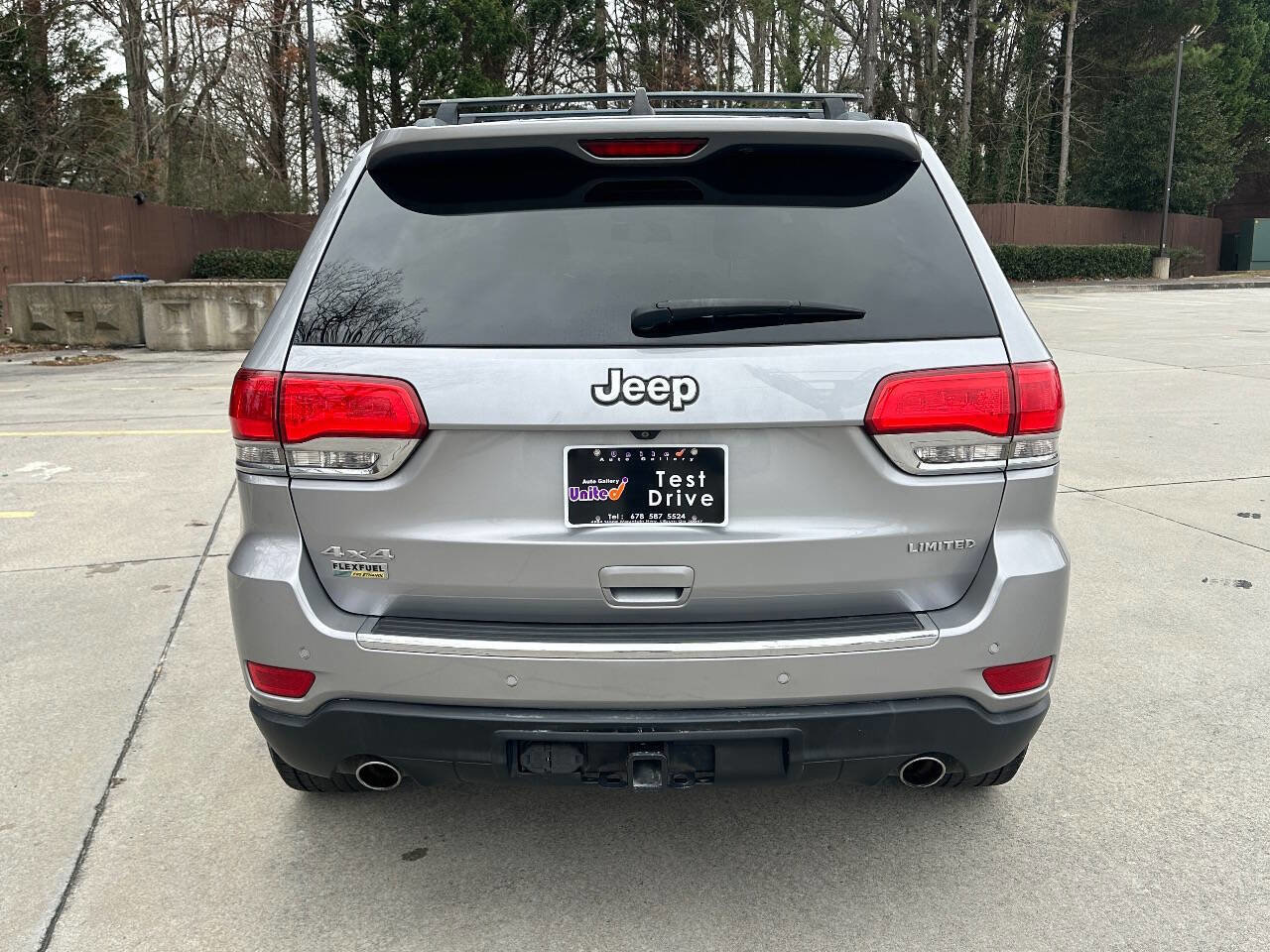 Used 2014 Jeep Grand Cherokee Limited image 19