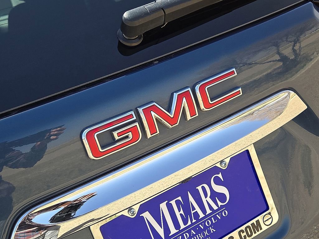 Used 2024 GMC Terrain SLE w/ Driver Convenience Package image 12