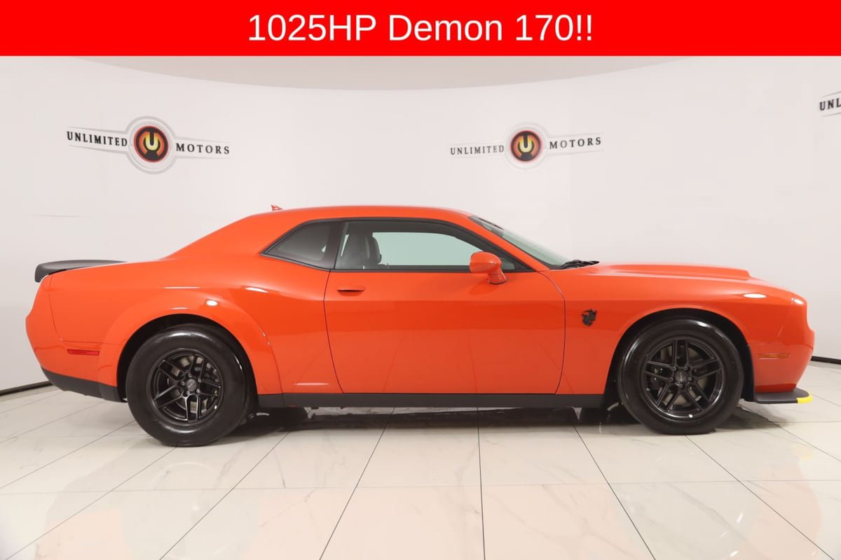Used 2023 Dodge Challenger SRT Hellcat Redeye RWD image 2