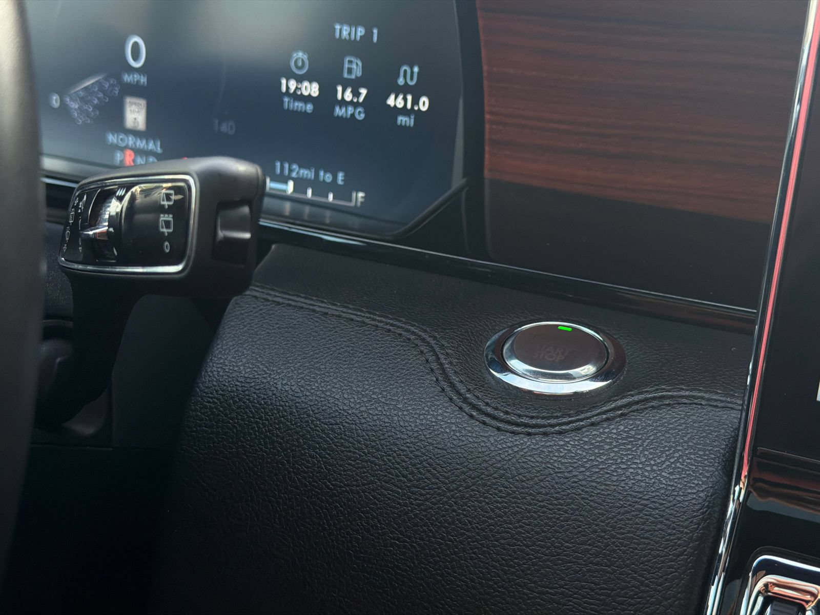 Used 2022 Lincoln Navigator Reserve AWD/4WD image 33