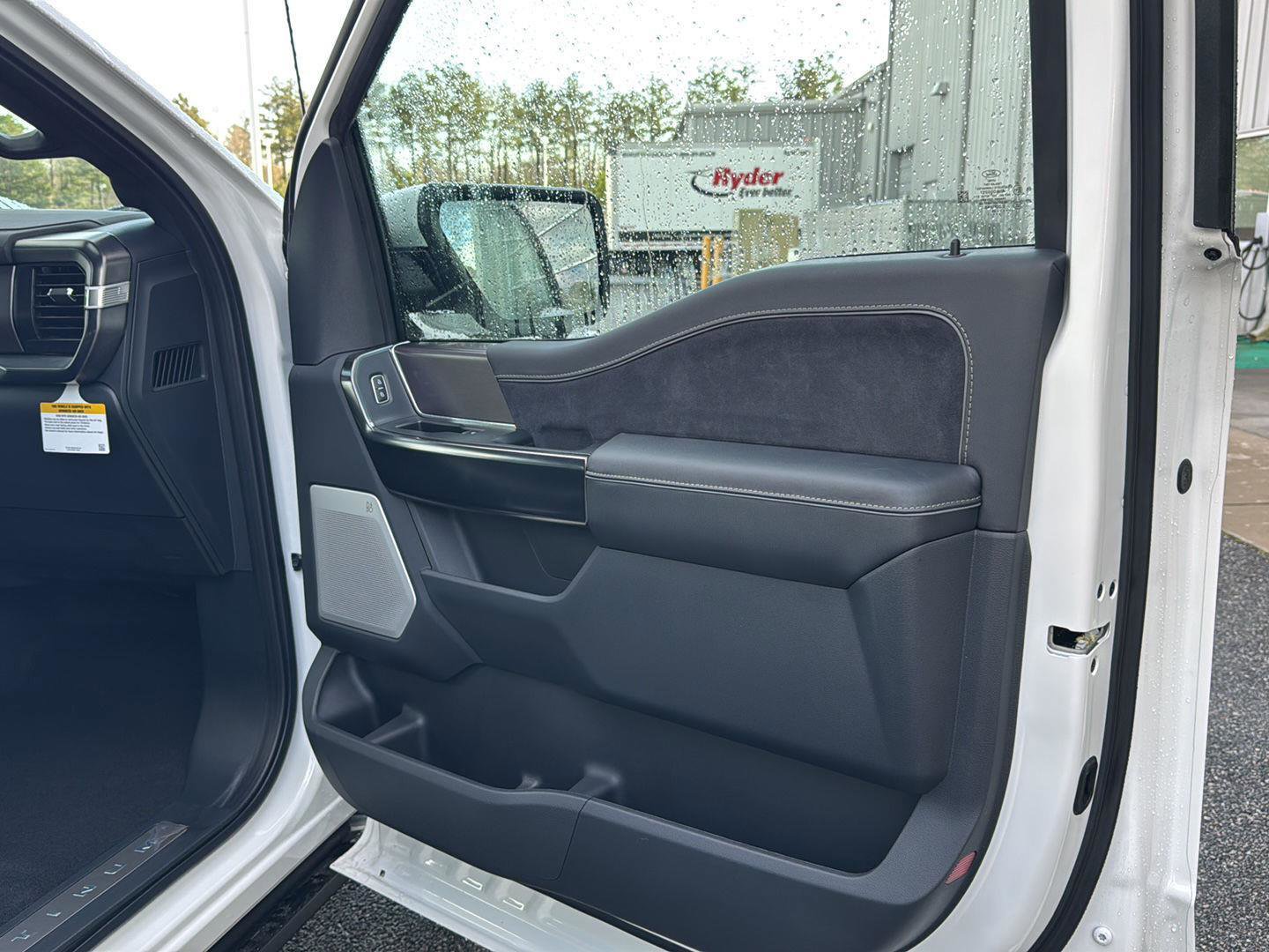 New 2026 Ford F150 Platinum w/ Equipment Group 702A High image 17