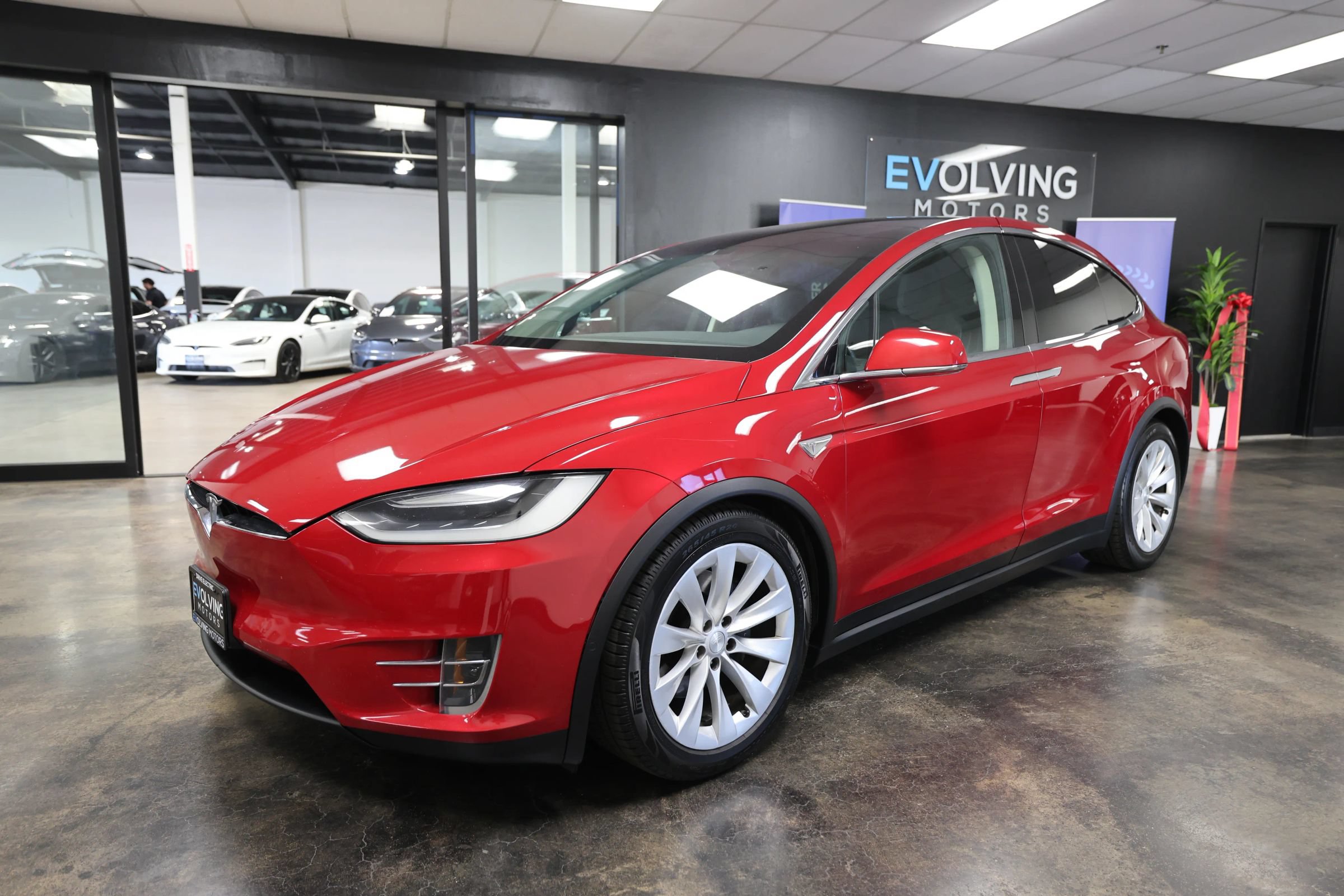 Used 2016 Tesla Model X 75D AWD/4WD image 5