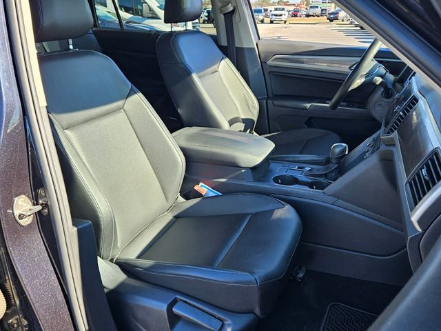 Used 2020 Volkswagen Atlas SE w/ Panoramic Sunroof Package image 18