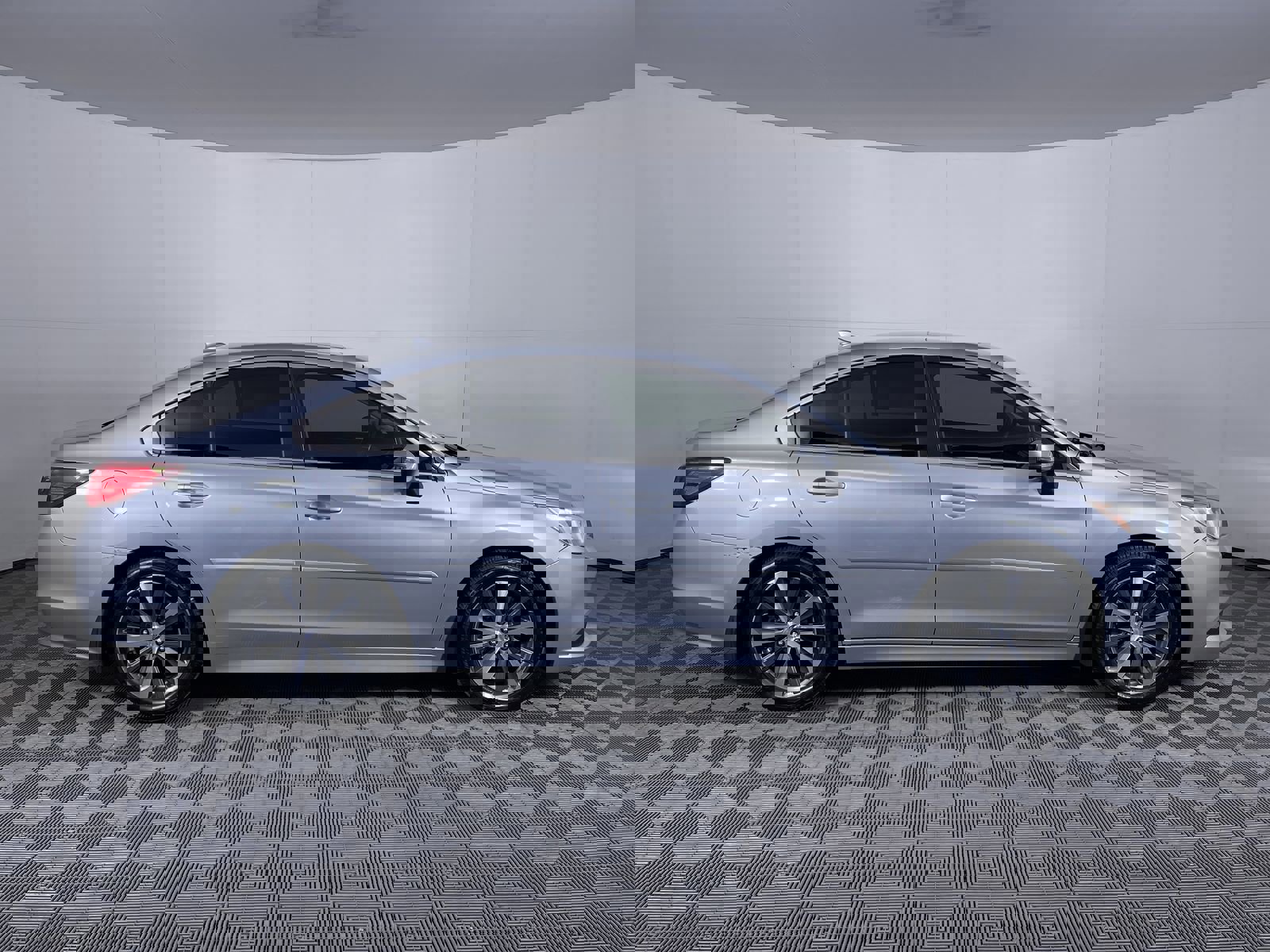 Used 2016 Subaru Legacy 3.6R Limited image 10