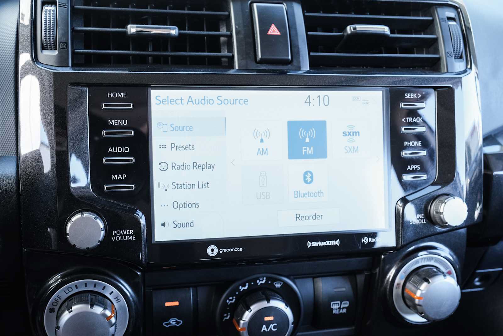 Used 2020 Toyota 4Runner Venture w/ Moonroof Package AWD/4WD image 43