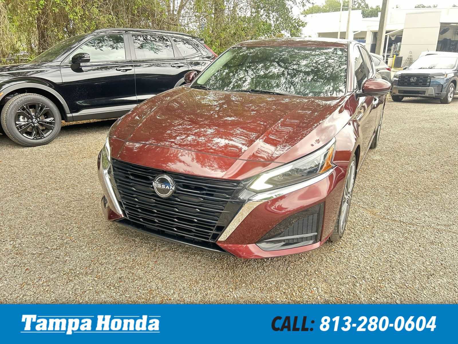 Used 2023 Nissan Altima 2.5 SL FWD image 1