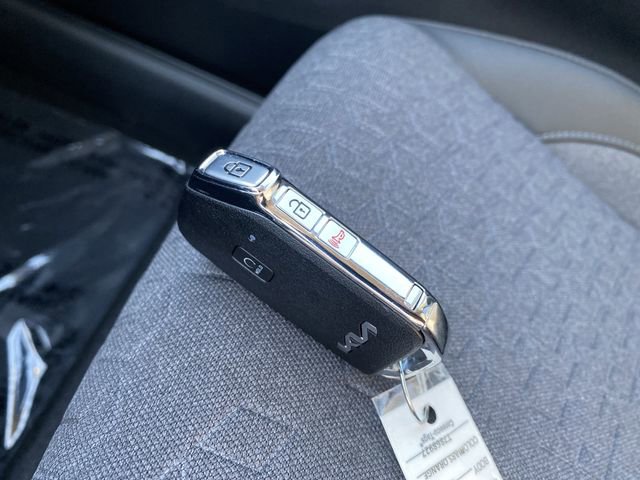 New 2026 Kia Seltos S image 29