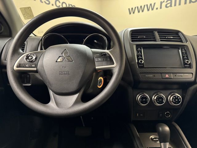 Used 2025 Mitsubishi Outlander Sport ES image 9