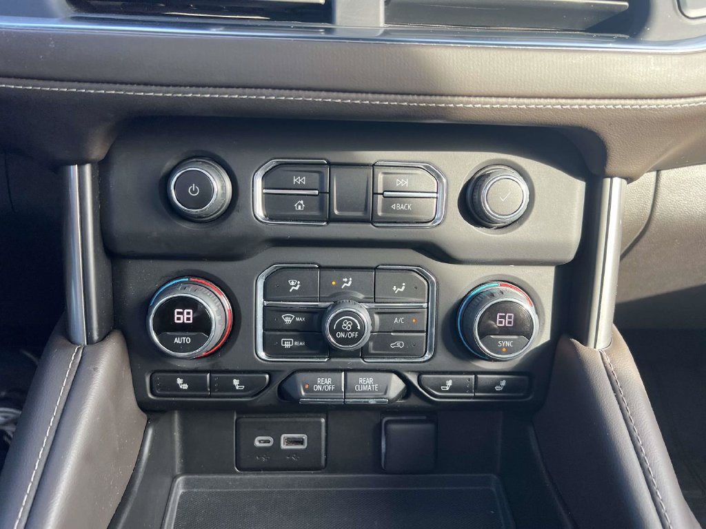 Used 2023 Chevrolet Tahoe Z71 w/ Z71 Off-Road Package AWD/4WD image 32