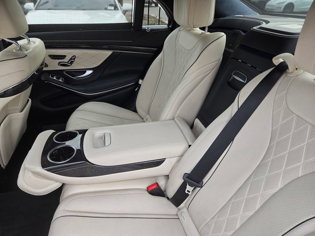 Used 2018 Mercedes-Benz S 560 Sedan image 16