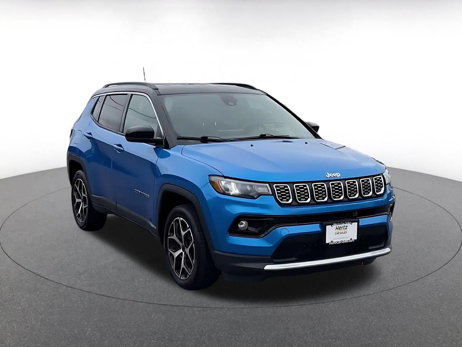 Used 2025 Jeep Compass Limited AWD/4WD image 3