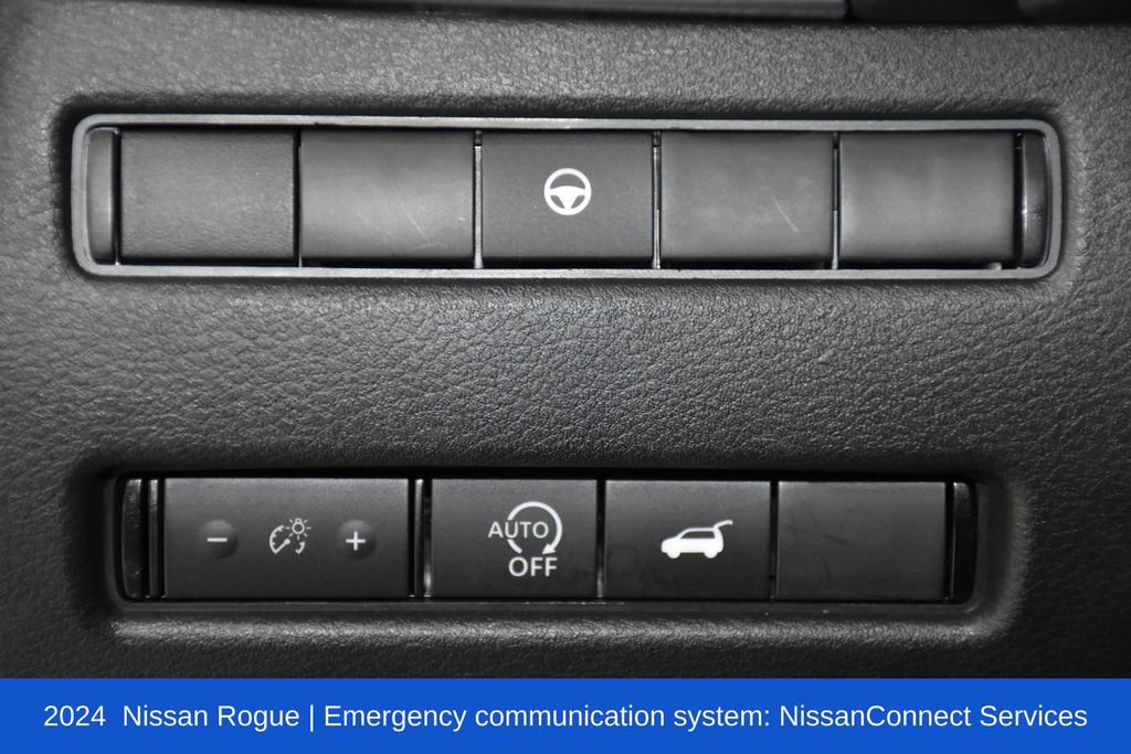 Used 2024 Nissan Rogue SV image 9