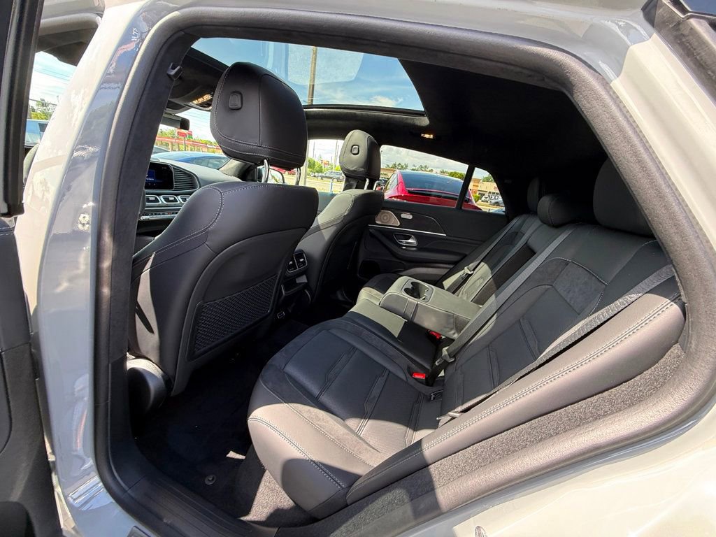 Used 2024 Mercedes-Benz GLE 53 AMG 4MATIC Coupe image 12