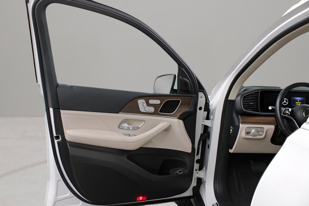 Used 2024 Mercedes-Benz GLE 350 4MATIC image 12