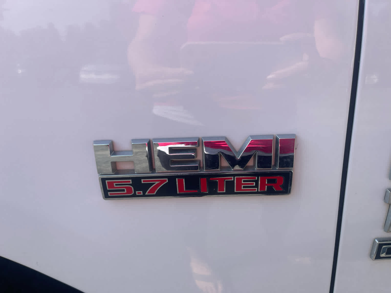 Used 2019 RAM 1500 Classic SLT w/ Protection Group AWD/4WD image 10