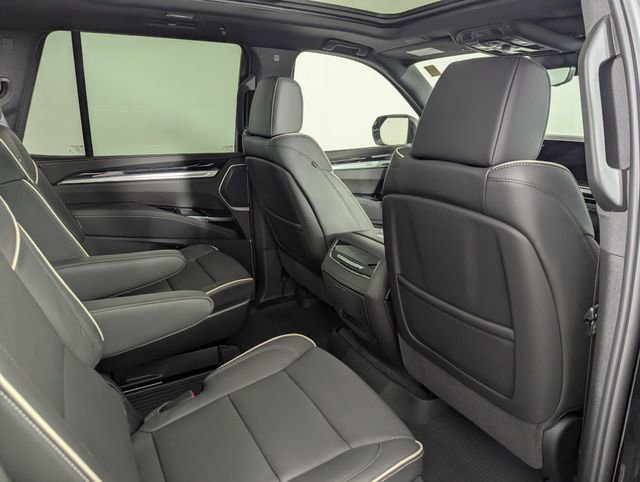 Used 2026 Cadillac Escalade Sport w/ Touring Package image 27