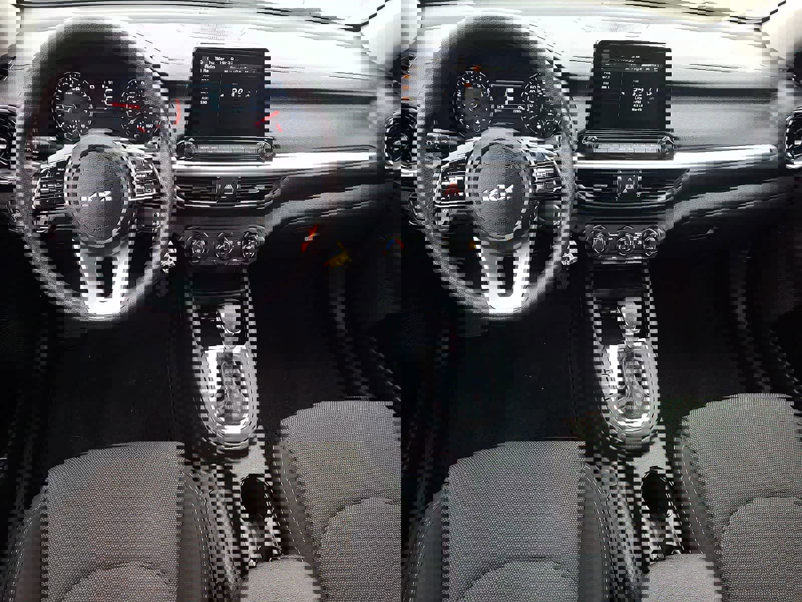 Used 2023 Kia Forte LXS w/ LXS Technology Package image 12