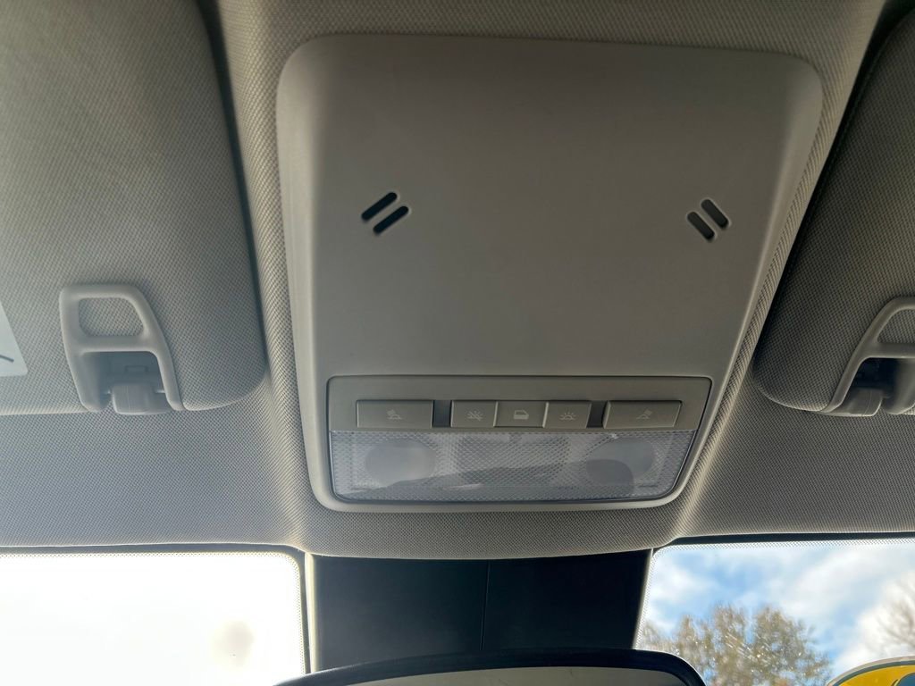 Used 2018 Buick Encore Preferred image 28