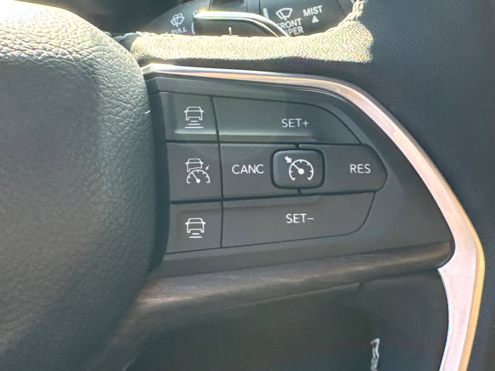 New 2025 Jeep Grand Cherokee Limited w/ Black Appearance Package image 20