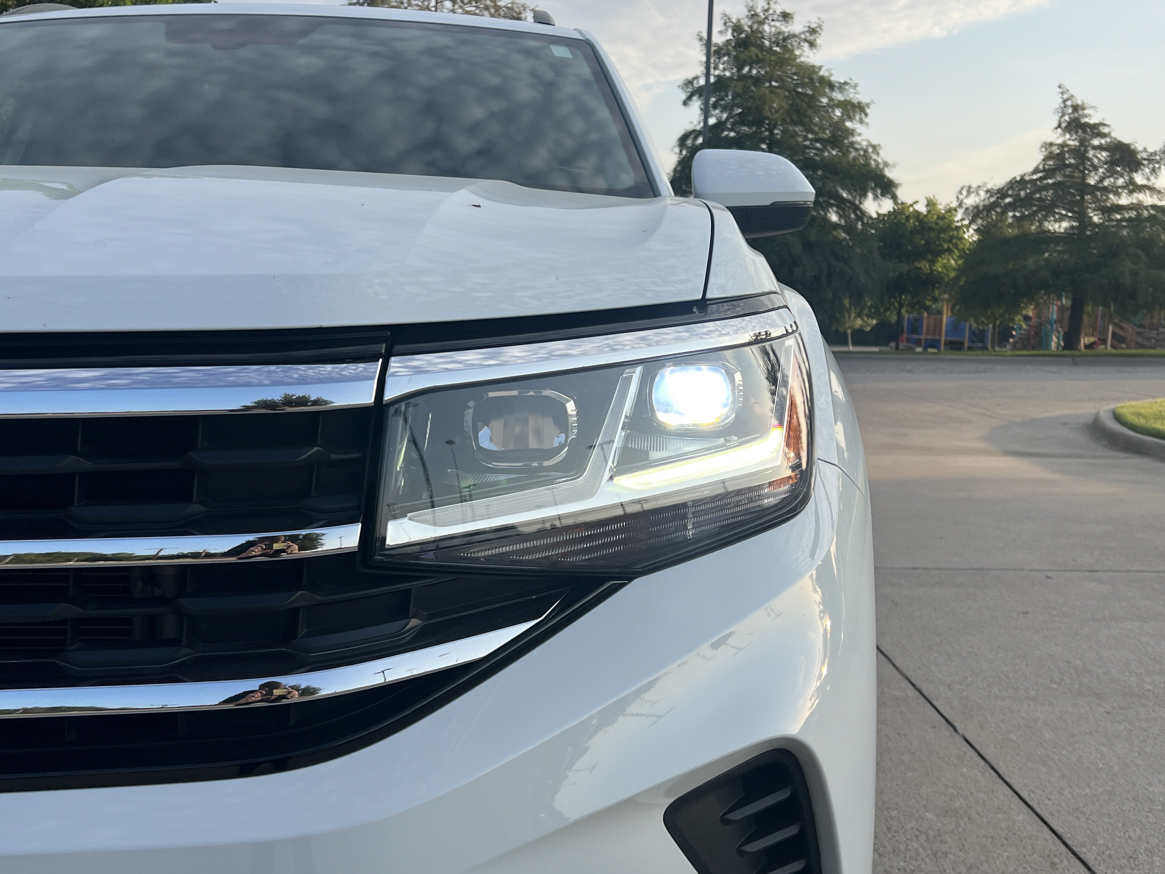 Certified 2023 Volkswagen Atlas SE w/ Panoramic Sunroof Package FWD image 5