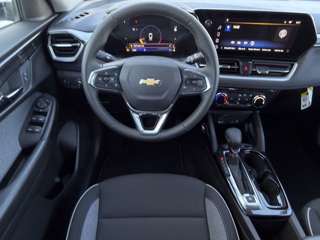 New 2026 Chevrolet TrailBlazer LT w/ LT Cold Weather Package FWD image 11
