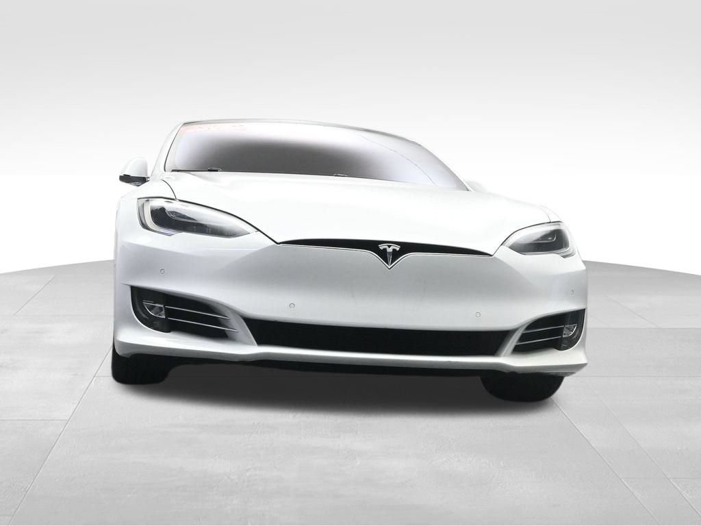 Used 2016 Tesla Model S 60D AWD/4WD image 29