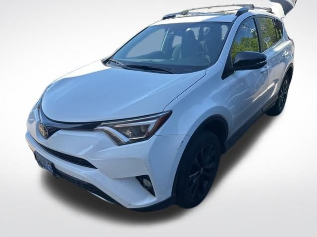 Used 2018 Toyota RAV4 SE w/ Power Extra Value Package AWD/4WD image 2