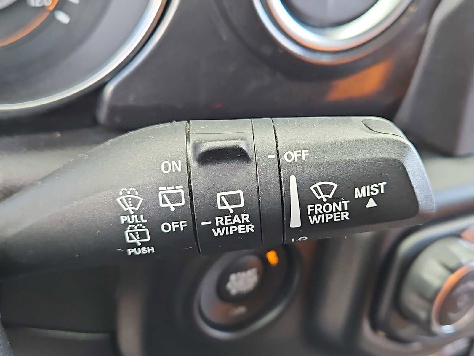 Used 2021 Jeep Wrangler Unlimited Sahara image 26